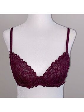 PINK Victoria’s Secret lace bra